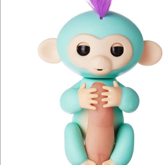 Fingerlings Monkey - Zoe (Seafoam Green with Purple hair) - Interactive Baby Pet - Picture 10 of 13